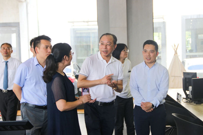 林昌斌赴紹興、寧波慰問一線員工