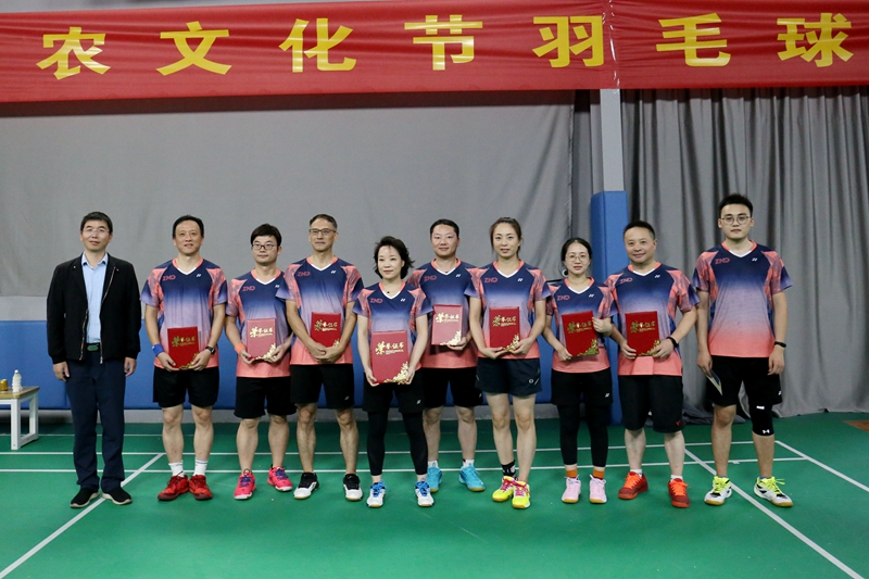 1636016603176629.jpg 20-頒獎(jiǎng)團(tuán)體第一_副本.jpg