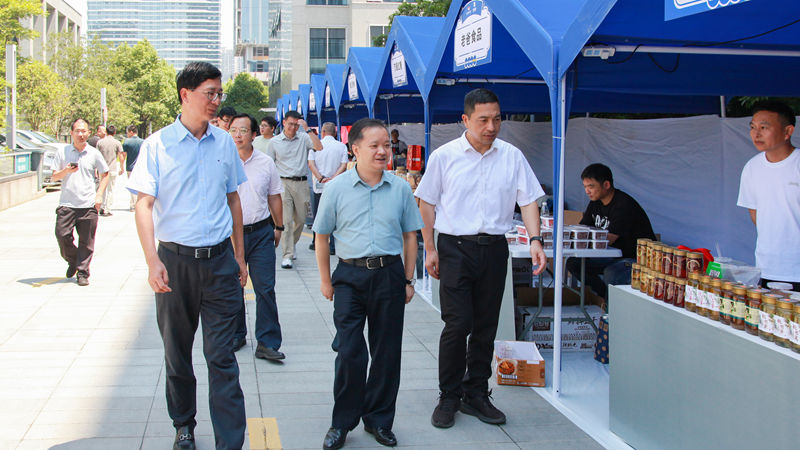&ldquo;點亮供銷 共富味道&rdquo;供銷市集亮相浙農(nóng)科創(chuàng)園